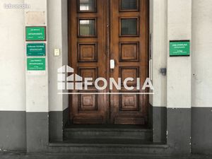 Local bureaux 79 m²