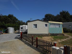 A vendre terrain de loisir avec mobil-home pour 4-5 personnes à Penestin