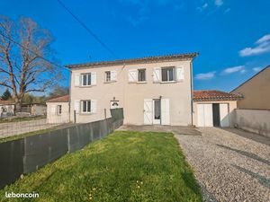 Immeuble 3 pièces 180 m²