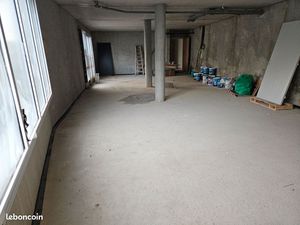 Location Local professionnel brut