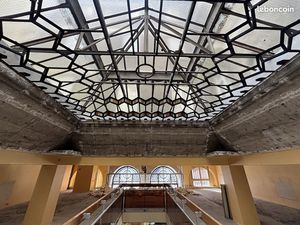 Local commercial 640 m² REIMS