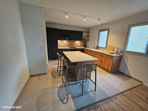 Bordeaux Mériadeck – Grand T3 meublé 82 m² rénové