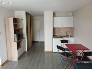 Studio meublé avec garage