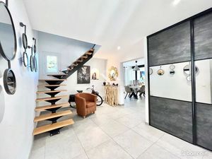 Villa 6 pièces 149 m²