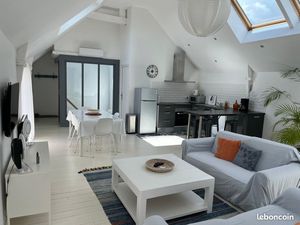 Appartement meublé de type 3 dans maison en pierres