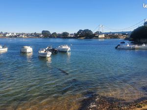 PLOUHINEC. Terrain constructible de 500 m² situé à quelques pas de la rivière d'Etel