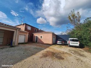 Maison 3 ch gge terrasse jardin clos 280m2 + 426m2 terrain