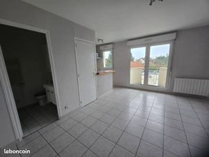 Studio Lumineux 28m2 Savigny centre