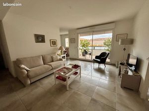 T2 d’exception de 51 m²  à 300 m du port et des plages