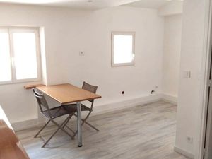 T1 bis refait à neuf Fréjus centre