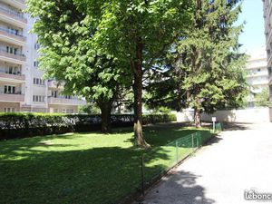 Appartement en duplex proche de L'IUMF