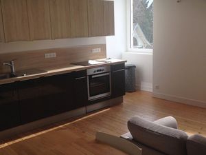 F2 hyper centre avec place de parking privative