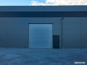 Entrepot local d’activite 200m2 sete