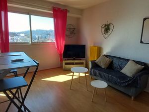 T1 meublé 27m2 au calme vue Pyrénées proche centre ville