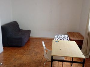 Location studio à 2 pas du métro Baille
