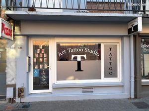 Local commercial centre ville