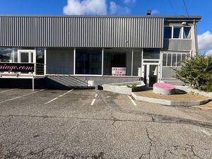 Local commercial 110 m²