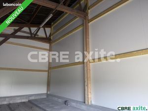 Local d'activité 99 m²