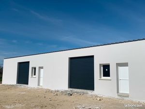 Local industriel 176 m²