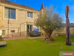 Maison 7 pièces 200 m²