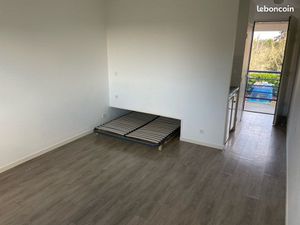 Studio avec parking privé – Proche lycée/Gare/ Hôpital