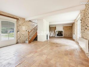 Maison 13 pièces 350 m²