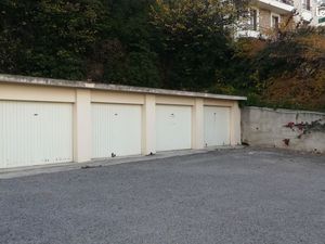 Garage Box fermé sécurisé Parc impérial facile d'accès