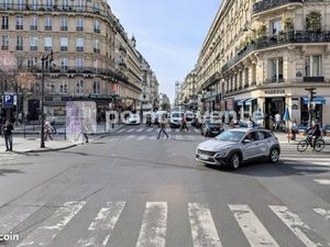 Local commercial 125 m²