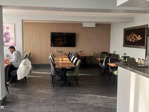 Restaurant kebab face gare