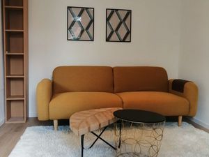 Loue T2 refait à neuf gare