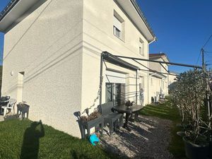 Proximité centre Champier