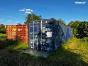 BOX DE STOCKAGE 28m2 66m3