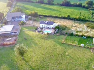 Élevage canin avec maison d’habitation