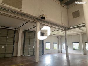 Local bureaux 1 013 m²