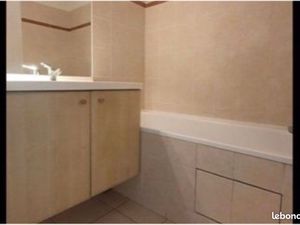 T2 dans résidence privée