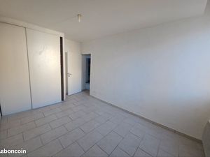 P2 42 m2 traversant lumineux