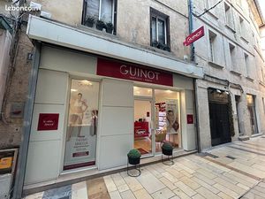 Local commercial 71 m² AVIGNON