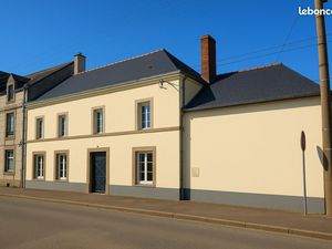 Maison 11 pièces 240 m²