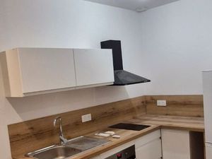 Studio meublé optimisé + extérieur privatif – Voiron