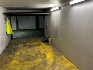 Vends garage double sécurisé Villeurbanne Tolstoï