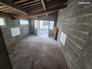 Location garage 21m² La Couronne