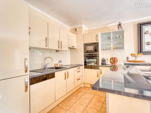 Studio 1 pièce 43 m²