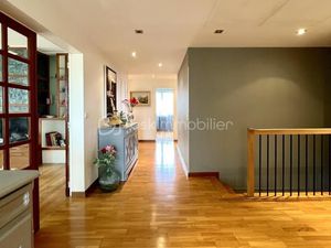 Maison 7 pièces 185 m²