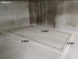 Place de parking en sous-sol sécurisé  proche T6