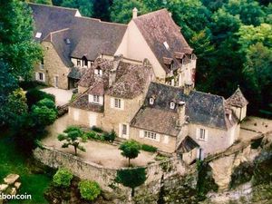 Maison 49 pièces 1000 m²