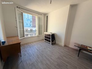 Studio 1 pièce 23 m²