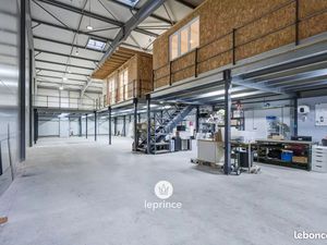 Entrepôt 474 m² Vence