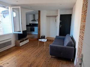 Très joli studio meuble rue Bernadotte PAU