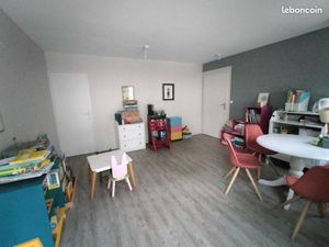 Bureau  Cabinet paramédical