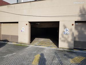 Box fermé sécurisé à vendre – Villejuif